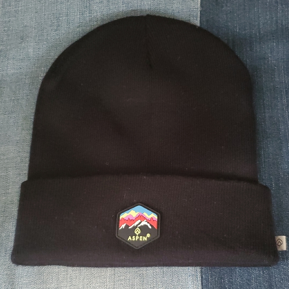 Aspen Black Beanie